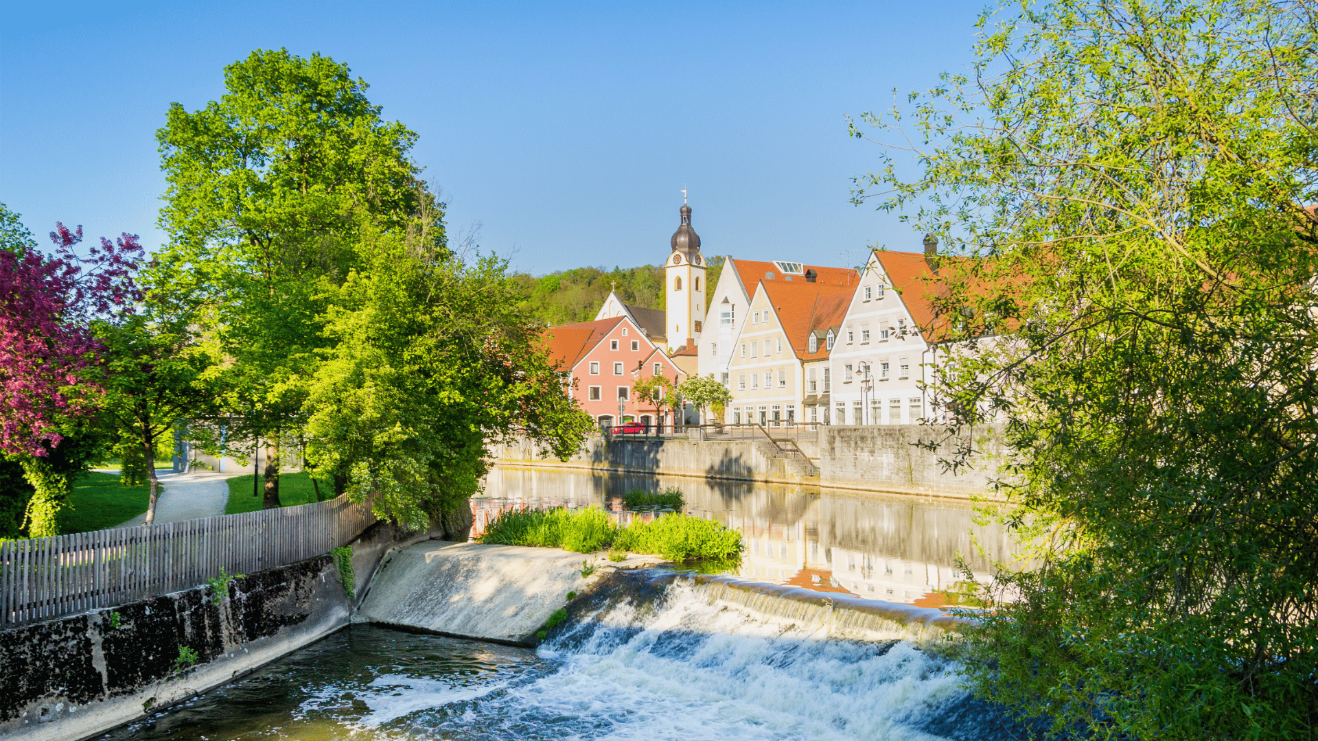 HÖHBAUER ist Ihr regionaler Partner für Fenster & Haustüren in Schwandorf.