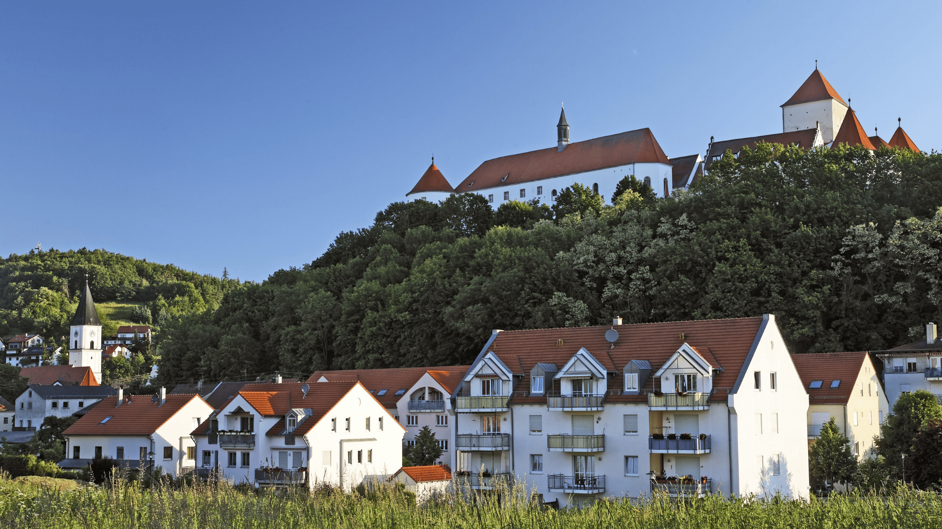 Fenster und Haustüren kaufen in Wörth an der Donau und Umgebung.